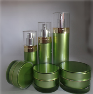 Kosmeetikakrüülpudel JH-WX-19